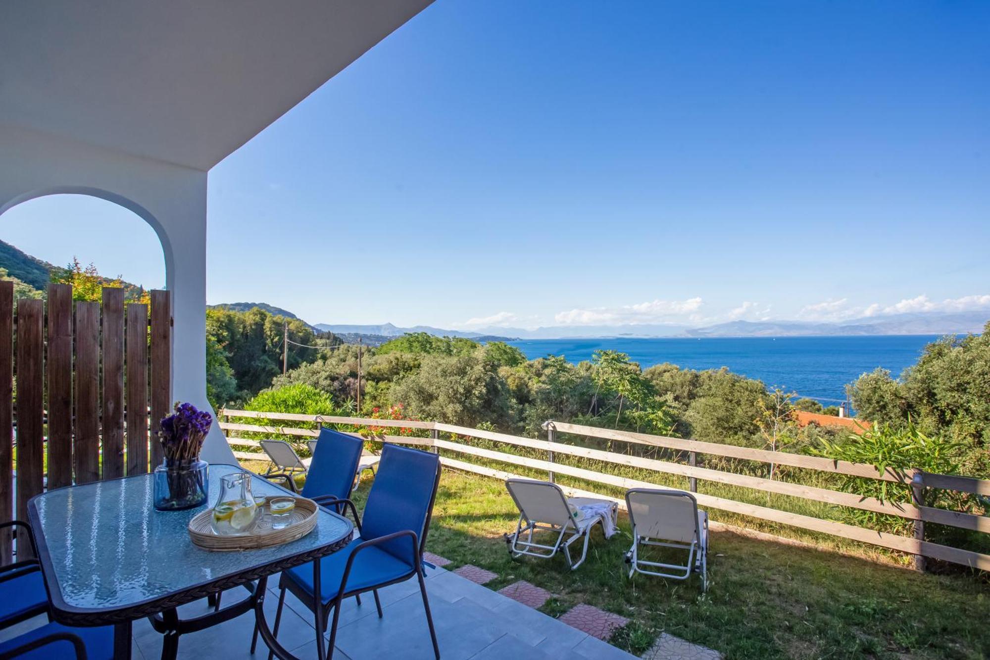 Ionian Blue Maisonettes * Benitses (Corfu)